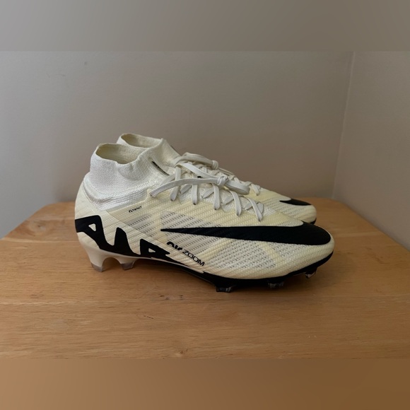 Nike Zoom Superfly 9 Elite FG US 6.5/ Women's 8 "Mad Ready Pack" DJ4977-700 - Picture 2 of 8